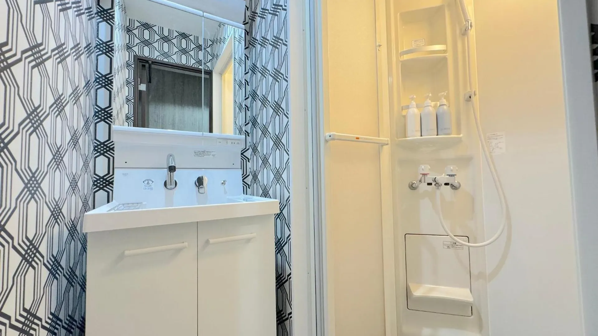 Urban Stay Shinjuku East - Vacation Stay 67858V Tokyo 0*,